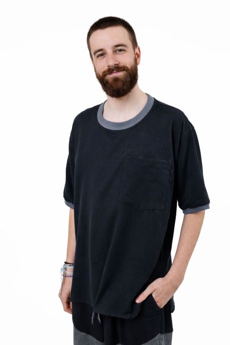 T-shirt manches courtes unisexe gris stonewash drapeaux de prière Népal